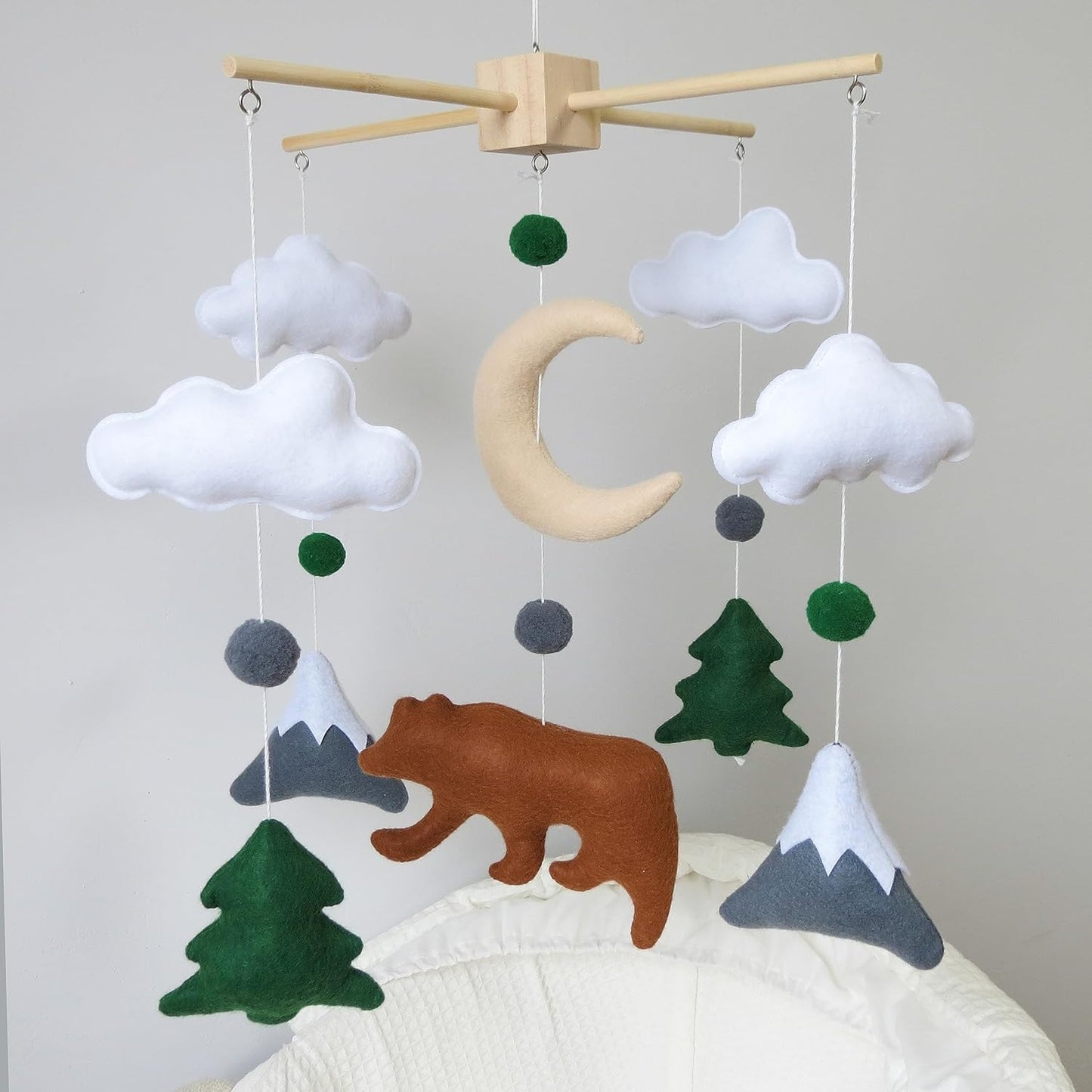 Woodland Mobile for Crib Bear Baby Mobile for Crib Woodland Crib Mobile for Boys Girls Forest Baby Nursery Mobile for Bassinet